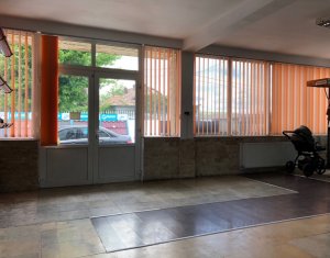 Espace Commercial à louer dans Cluj-napoca, zone Bulgaria
