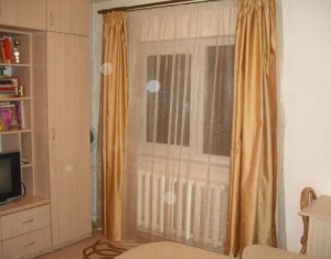 Lakás 4 szobák eladó on Cluj-napoca, Zóna Manastur