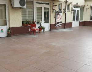 Espace Commercial à louer dans Cluj-napoca, zone Marasti