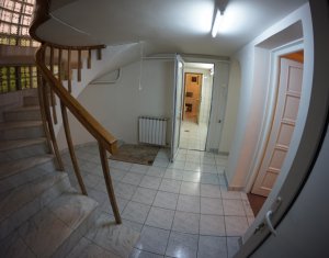 Ház 10 szobák kiadó on Cluj-napoca, Zóna Zorilor