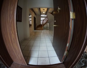 Ház 10 szobák kiadó on Cluj-napoca, Zóna Zorilor