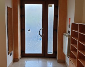 Üzlethelyiség kiadó, 15m2 on Cluj-napoca
