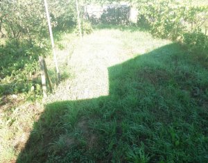 Telek eladó on Vultureni