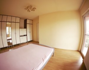 Maison 4 chambres à louer dans Cluj-napoca, zone Iris