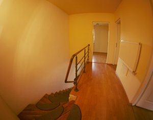 Maison 4 chambres à louer dans Cluj-napoca, zone Iris