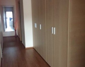 Appartement 3 chambres à vendre dans Cluj-napoca, zone Floresti