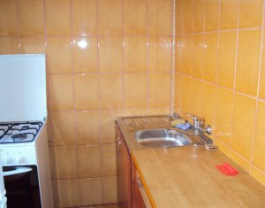 Studio à louer dans Cluj-napoca, zone Zorilor
