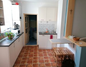 Appartement 3 chambres à louer dans Cluj-napoca, zone Centru