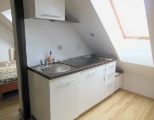 Lakás 2 szobák eladó on Floresti