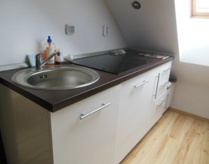 Lakás 2 szobák eladó on Floresti
