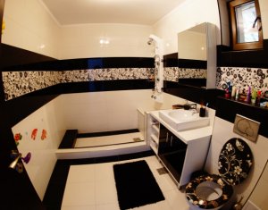 Maison 4 chambres à vendre dans Sannicoara