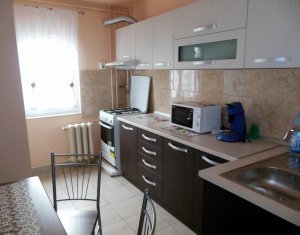 Appartement 3 chambres à louer dans Cluj-napoca, zone Manastur