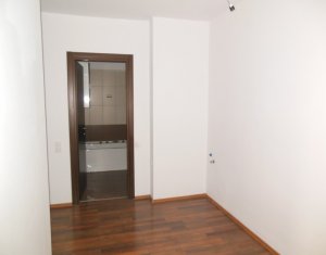 Lakás 3 szobák kiadó on Cluj-napoca, Zóna Plopilor