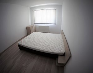 Appartement 3 chambres à louer dans Cluj-napoca, zone Floresti