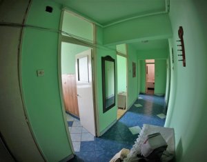 Appartement 3 chambres à louer dans Cluj-napoca, zone Marasti