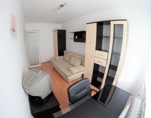 Appartement 3 chambres à louer dans Cluj-napoca, zone Manastur