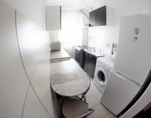 Appartement 3 chambres à louer dans Cluj-napoca, zone Manastur