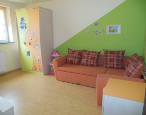 Lakás 4 szobák kiadó on Cluj-napoca, Zóna Manastur