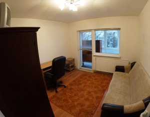 Appartement 3 chambres à louer dans Cluj-napoca, zone Manastur