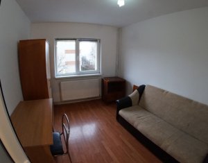 Appartement 3 chambres à louer dans Cluj-napoca, zone Manastur