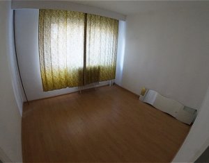 Lakás 4 szobák kiadó on Cluj-napoca, Zóna Manastur
