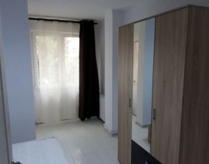 Appartement 3 chambres à louer dans Cluj-napoca, zone Plopilor
