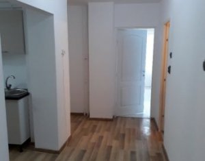Appartement 3 chambres à louer dans Cluj-napoca, zone Plopilor