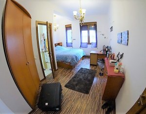 Appartement 4 chambres à louer dans Cluj-napoca, zone Centru
