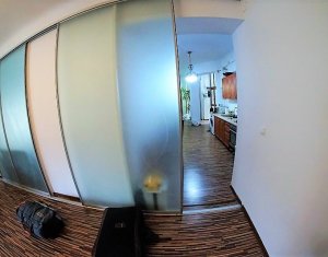 Appartement 4 chambres à louer dans Cluj-napoca, zone Centru