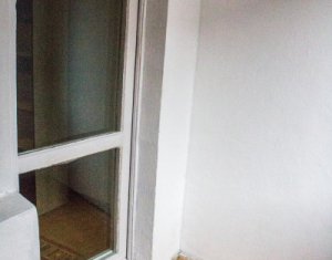 Appartement 3 chambres à louer dans Cluj-napoca, zone Marasti