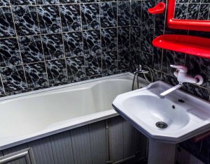 Appartement 3 chambres à louer dans Cluj-napoca, zone Marasti