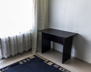 Appartement 3 chambres à louer dans Cluj-napoca, zone Marasti