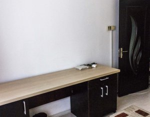 Appartement 3 chambres à louer dans Cluj-napoca, zone Marasti