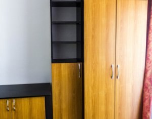 Appartement 3 chambres à louer dans Cluj-napoca, zone Marasti