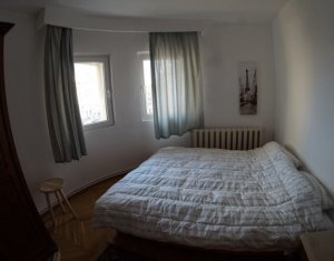 Appartement 4 chambres à louer dans Cluj-napoca, zone Centru