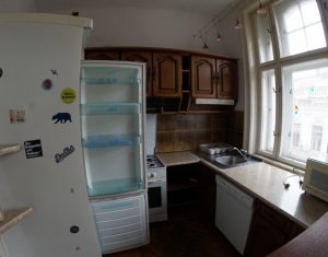 Appartement 4 chambres à louer dans Cluj-napoca, zone Centru