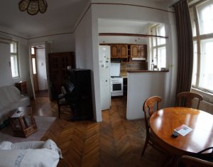 Appartement 4 chambres à louer dans Cluj-napoca, zone Centru