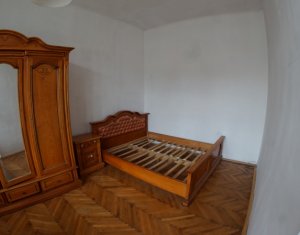 Appartement 4 chambres à louer dans Cluj-napoca, zone Centru
