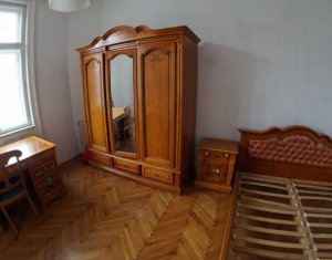 Appartement 4 chambres à louer dans Cluj-napoca, zone Centru