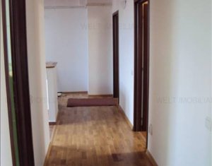Appartement 4 chambres à louer dans Cluj-napoca, zone Centru
