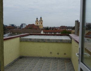 Appartement 4 chambres à louer dans Cluj-napoca, zone Centru