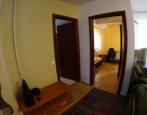 Appartement 4 chambres à louer dans Cluj-napoca, zone Centru