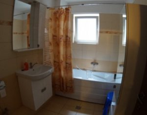 Appartement 4 chambres à louer dans Cluj-napoca, zone Centru