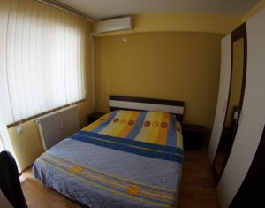 Appartement 4 chambres à louer dans Cluj-napoca, zone Centru