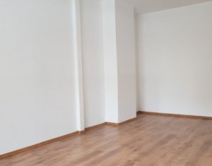 Appartement 4 chambres à louer dans Cluj-napoca, zone Manastur