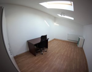 Appartement 4 chambres à louer dans Cluj-napoca, zone Buna Ziua
