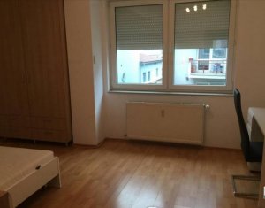 Appartement 3 chambres à louer dans Cluj-napoca, zone Centru