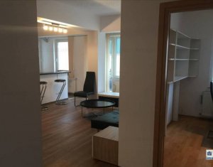 Appartement 3 chambres à louer dans Cluj-napoca, zone Centru