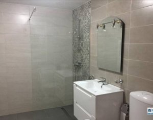Appartement 3 chambres à louer dans Cluj-napoca, zone Centru