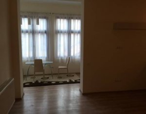 Lakás 3 szobák kiadó on Cluj-napoca, Zóna Centru